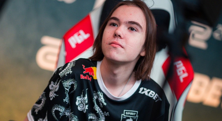 里程碑：Yagao解锁LPL联赛生涯4000次助攻成就！